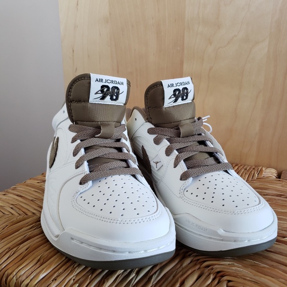 Nike Air Jordan's Stadium Sneakers Size 7.5 NEW! - Picture 15 of 16